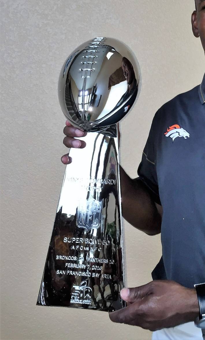 Super Bowl Trophy Replica Buy 5 Save 140 00