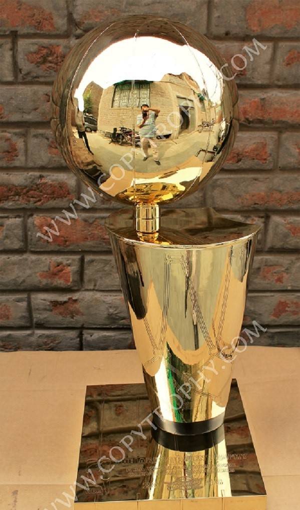 Larry O'Brien trophy, The Larry O'Brien Trophy is presented…