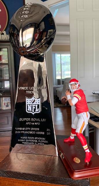vince-lombardi-trophy-replica-super-bowl-56-lvi-los-angeles-rams